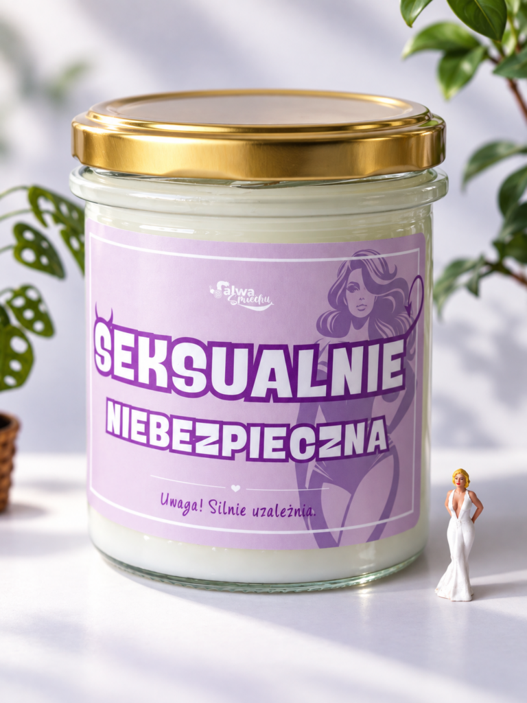 SEKSUALNIE NIEBEZPIECZNA - świeca sojowa 370 ml